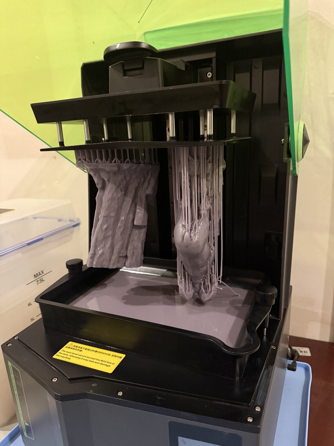 Components produced for a mold-making workflow